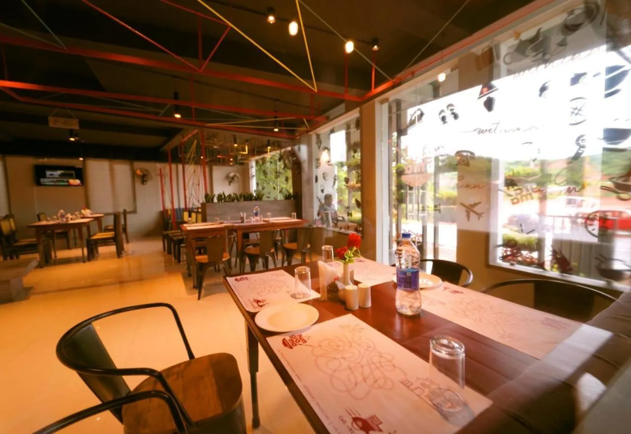 ***  Withinn Hotel - Kannur Airport India