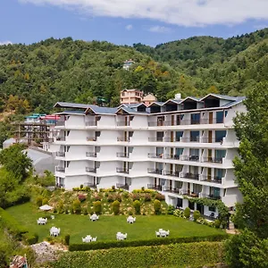 Ekant Retreat Chail